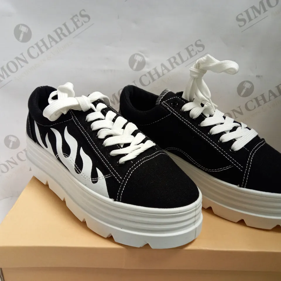 KOI VEGAN THE FURIES FLAMED CHUNKY TRAINERS - BLACK/WHITE SIZE 5