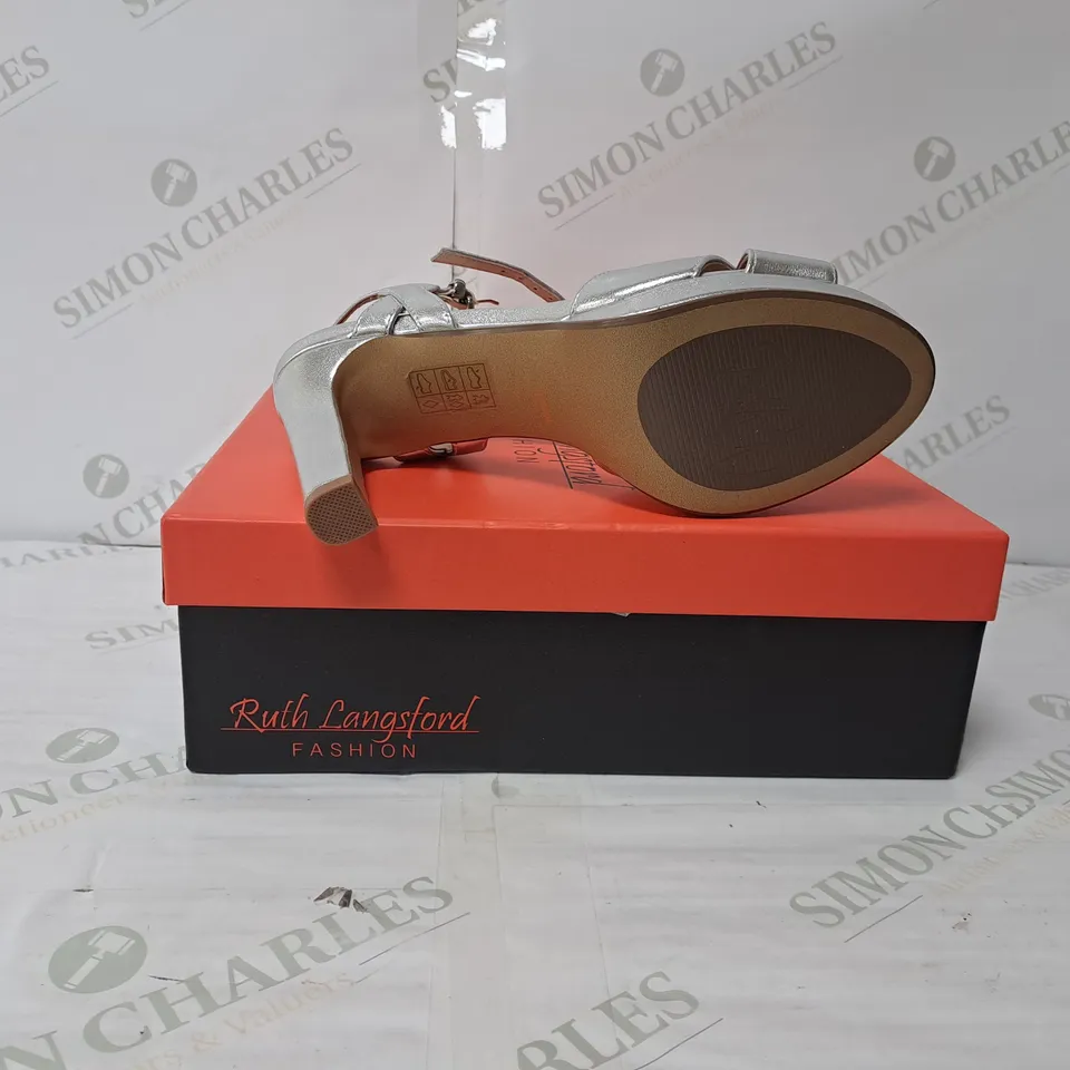 BOXED PAIR OF RUTH LANGSFORD HEELED SANDALS IN SILVER SIZE 5 