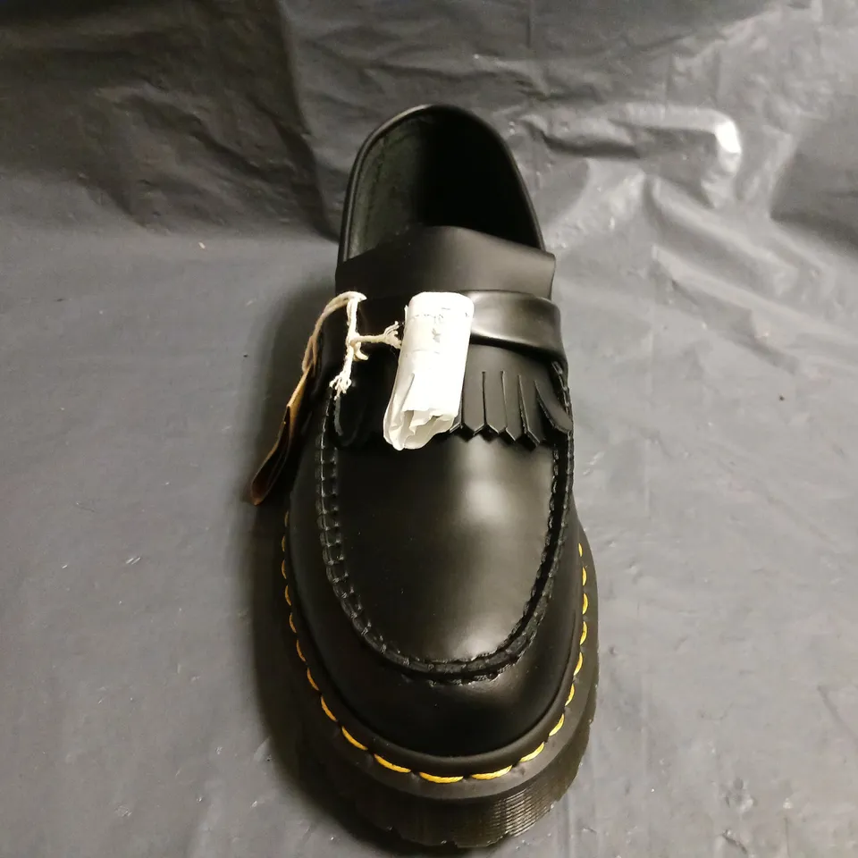 BOXED PAIR OF DR MARTENS ADRIAN BEX SHOES IN BLACK SIZE UK 8