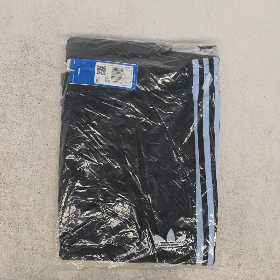 BAGGED BAGGED ADIDAS ASTON VILLA ORIGINALS PANTS IN BLACK/BLUE SIZE 3XL