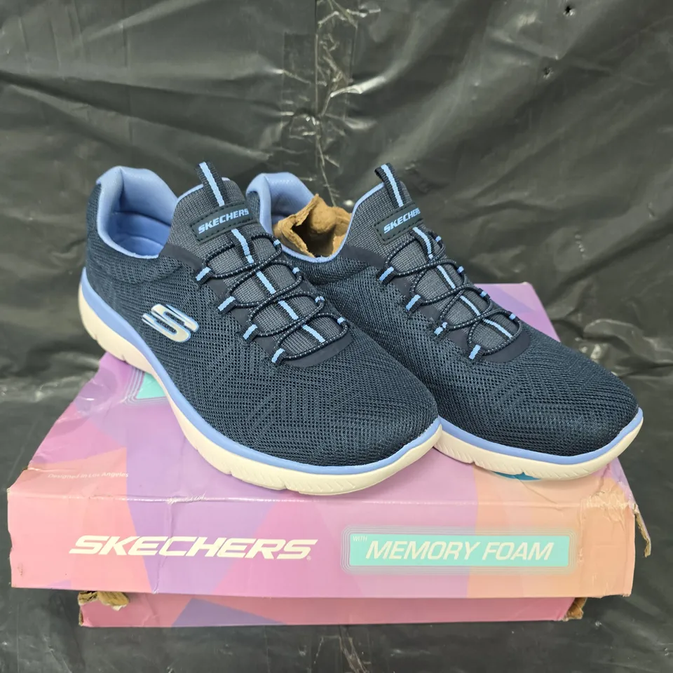 BOXED PAIR OF SKECHERS MEMORY FOAM TRAINERS IN NAVY - 6