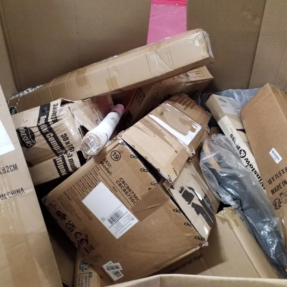 PALLET OF ASSORTED PRODUCTS INCLUDING OFFICE CHAIR, RICE COOKER, RETRACTABLE GATE, PROFESSIONAL HAIR DRYER