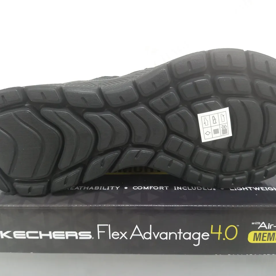 SKETCHERS MENS FLEX TRAINER BLACK  SIZE 10UK (MENS)
