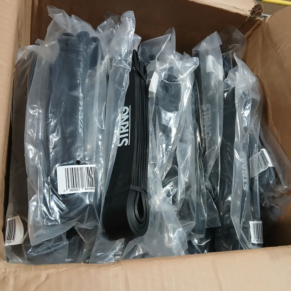 APPROXIMATELY 50 STRNG RUBBER RESISTANCE BANDS HEAVY
