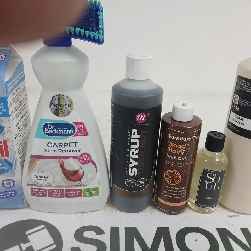 APPROXIMATELY 15 ASSORTED HOUSEHOLD PRODUCTS TO INCLUDE PERSIL , CARPET STAIN REMOVER AND ALL IN ONE COLOURANT 