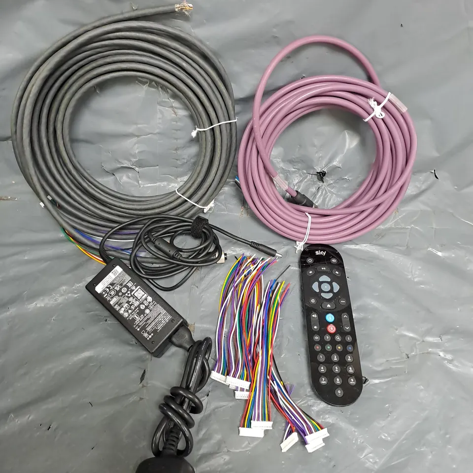 APPROXIMATELY 15 ASSORTED HOUSEHOLD ITEMS TO INCLUDE REPLACEMENT REMOTES, POWER SUPPLIES, COAX CABLE ETC 