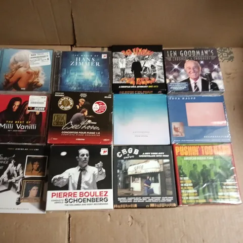LOT OF APPROXIMATELY 30 ASSORTED CDS TO INCLUDE LEN GOODMAN, HANS ZIMMER AND SON HIGH IVE BEEN ANTHOLOGY