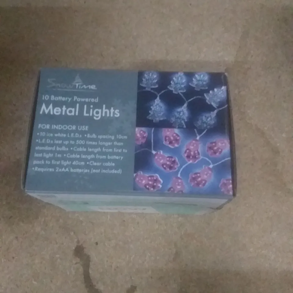 BOXED 10 BATTERY POWERED METAL LIGHTS