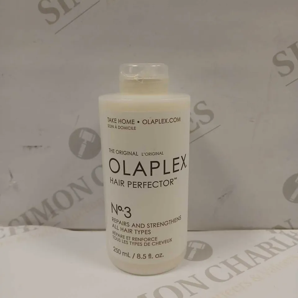 OLAPLEX NO.3 HAIR PERFECTOR SUPERSIZE 250ML