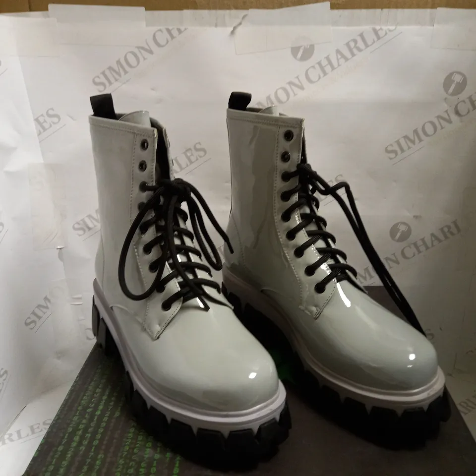 KOI VEGAN LOZO GREY PATENT BOOTS - SIZE 5