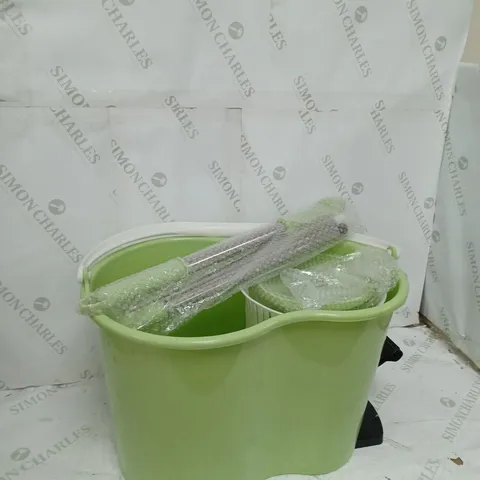 SPIN MOP AND BUCKET IN GREEN