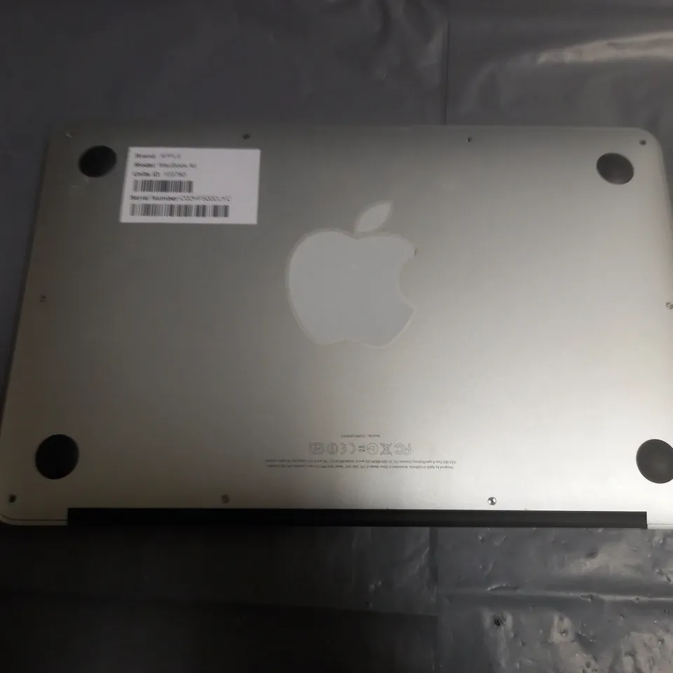 UNBOXED APPLE MACBOOK AIR LAPTOP