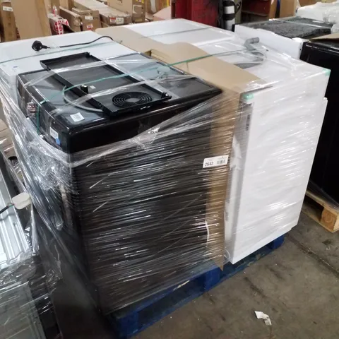 PALLET OF APPROXIMATELY 4 UNPROCESSED RAW RETURN WHITE GOODS TO INCLUDE;