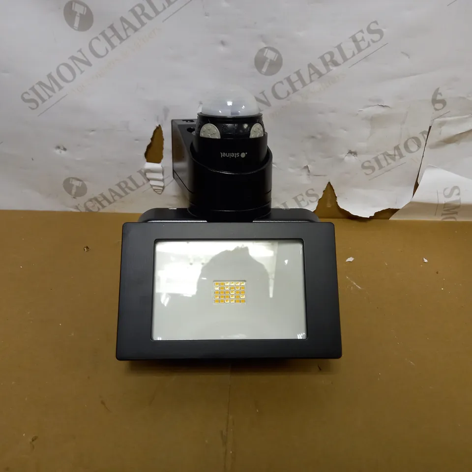 STEINEL LED OUTDOOR SPOTLIGHT LS 150 BLACK