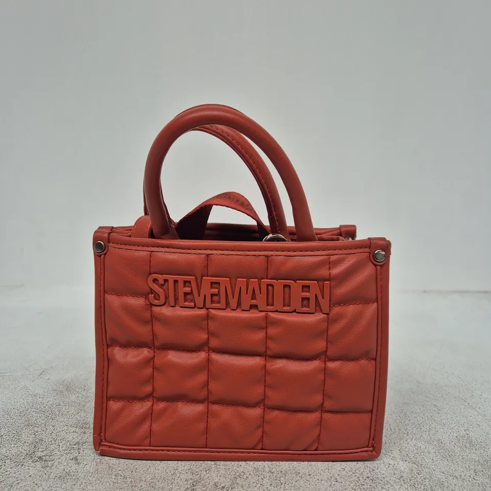 STEVE MADDEN RED QUILTED HANDBAG