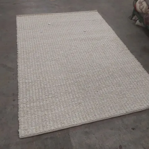 QUALITY DESIGNER AREA RUG - APPROXIMATELY 230 x 157cm