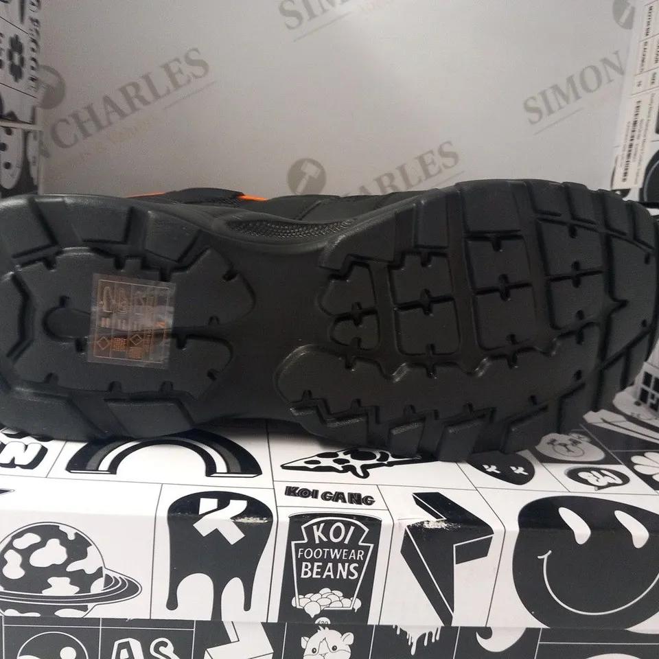 BRAND NEW BOXED PAIR OF KOI UNION ORANGE MEN'S VECTOR TRAINERS SIZE 9