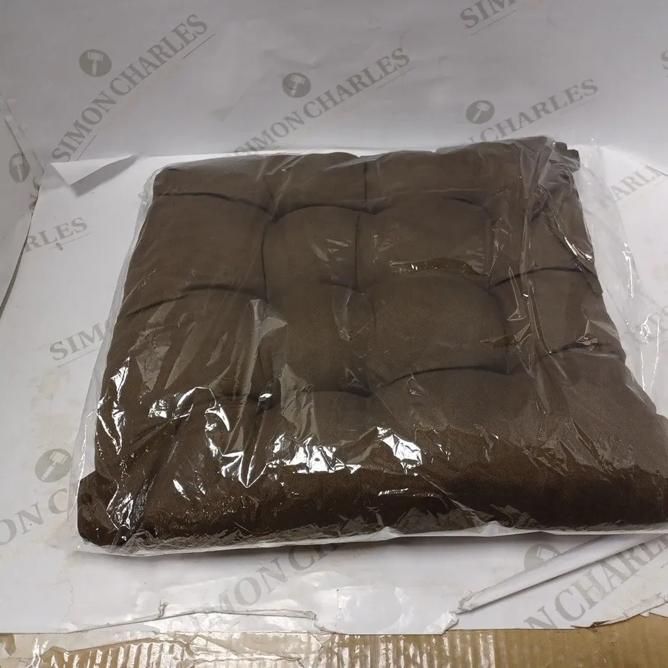 SEAT CUSHION - BROWN