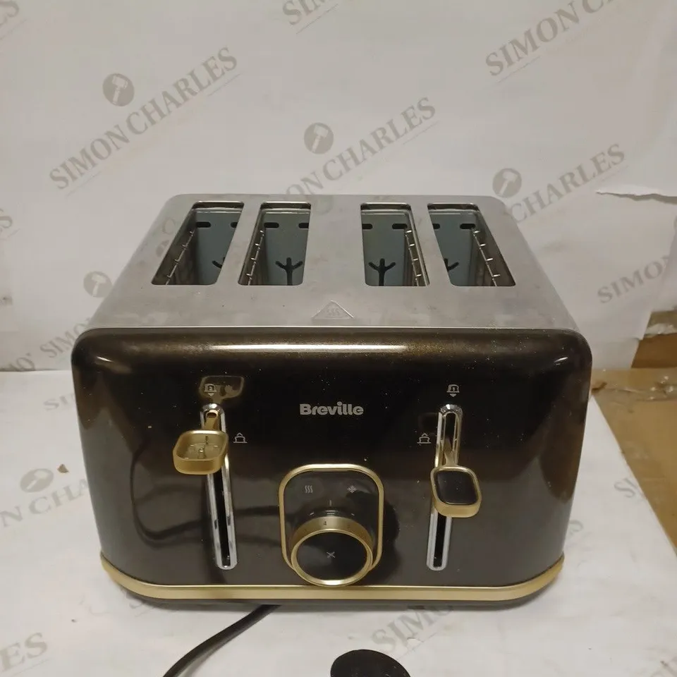 BREVILLE AURA 4 SLICE TOASTER