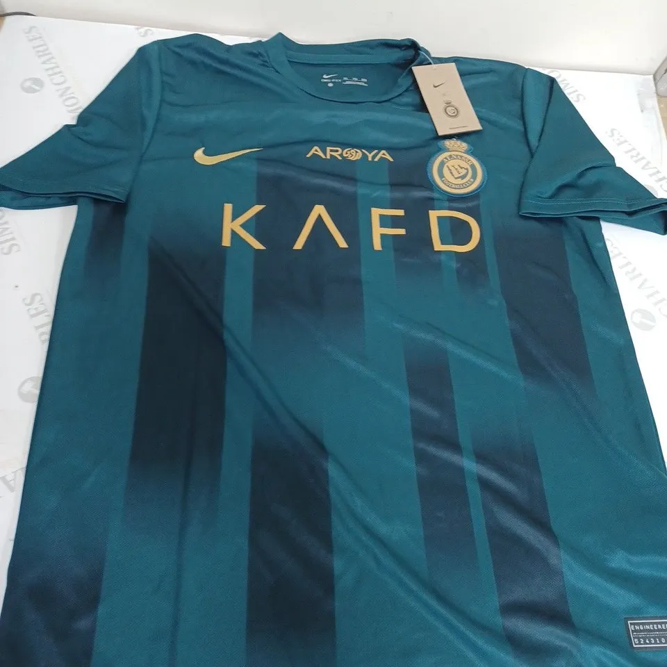 AL-NASSR RONALDO SHIRT SIZE XL 