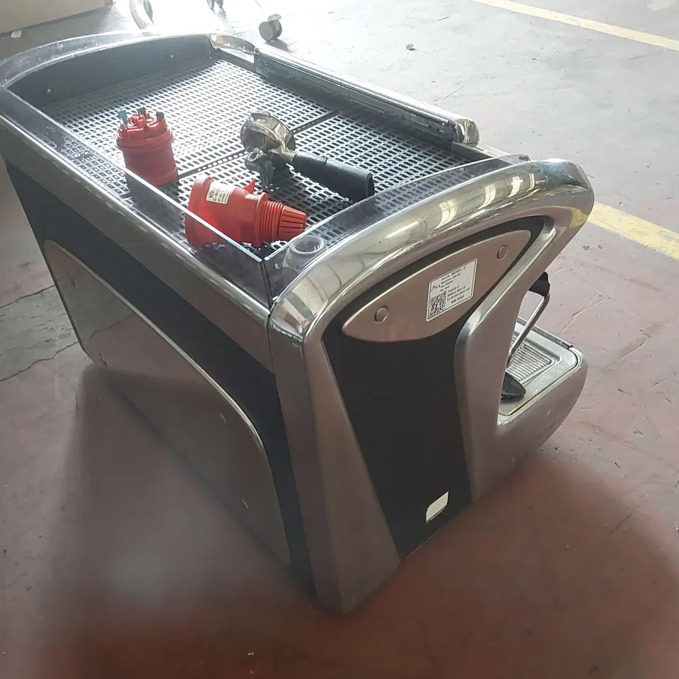 FAEMA EMBLEMA 2 GROUP COMMERCIAL COFFEE ESPRESSO MACHINE - MSEMBL2