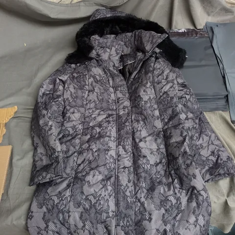 PHASE EIGHT LACE OVERLAY COAT – UK SIZE 10