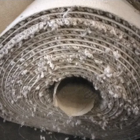 ROLL OF NATURAL COLOUR WOOL EFFECT UNSPECIFIED CARPET APPROXIMATELY 5M WIDTH
