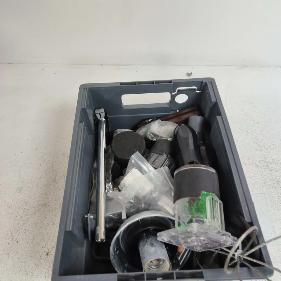 TOTE OF APPROXIMATELY 12 ASSORTED ITEMS TO INCLUDE: LED FLEX LIGHT
