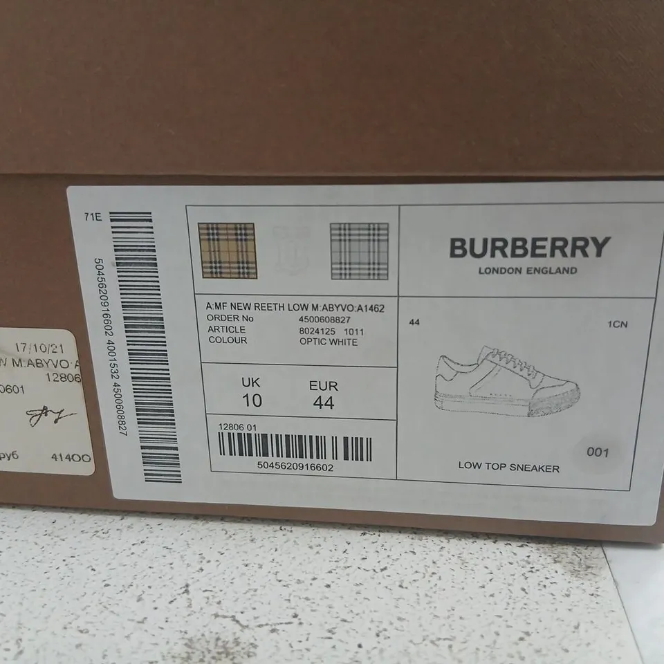 BURBERRY LOW TOP SNEAKER – WHITE WITH CHECK PANEL, UK 10 (EUR 44)