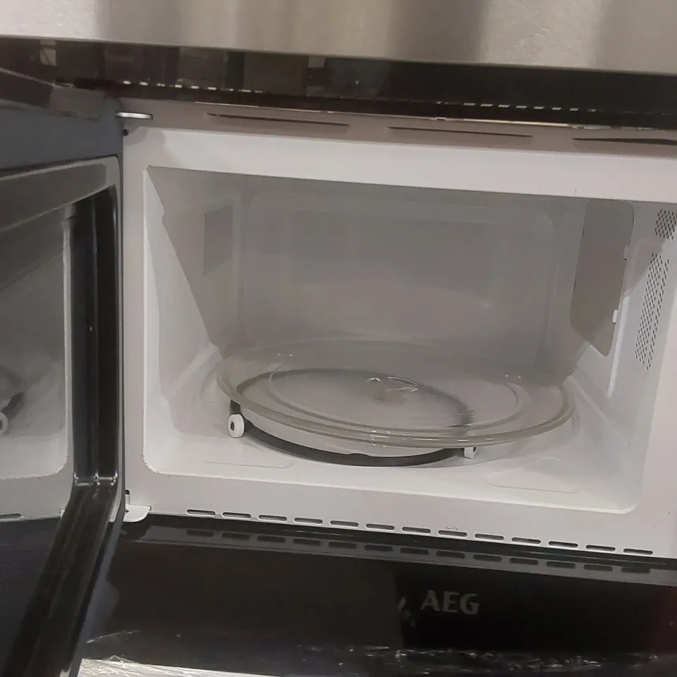 AEG INTEGRATED MICROWAVE OVEN