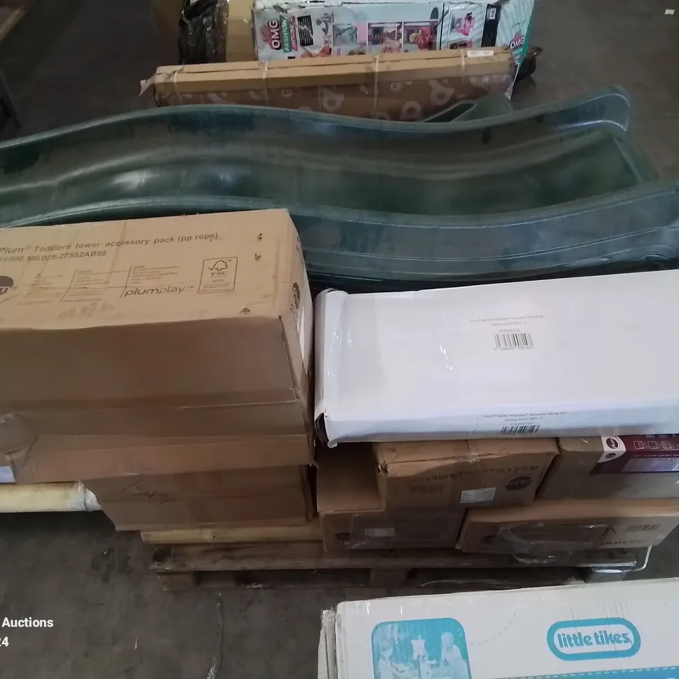 PALLET CONTAINING VARIOUS LOOKOUT TOWER SWING AND SLIDE PARTS 