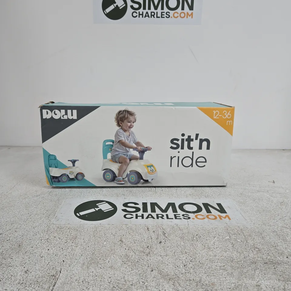 DOLU SIT'N RIDE TODDLER RIDE-ON TOY – BOXED (12–36 MONTHS)