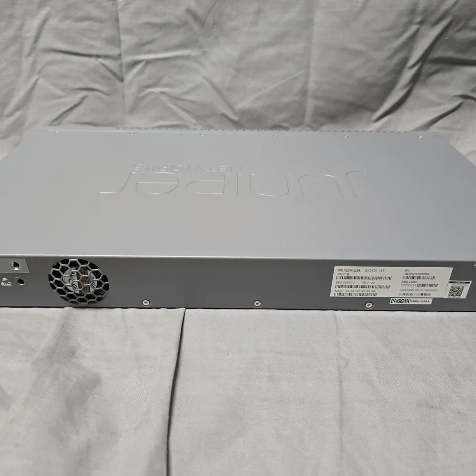 JUNIPER EX2300-48T ETHERNET SWITCH