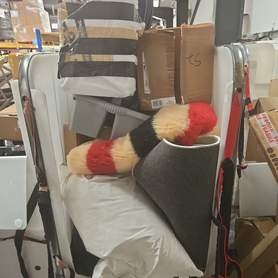 CAGE OF APPROXIMATELY 10 ASSORTED ITEMS TO INCLUDE OTTY PILLOW ETC