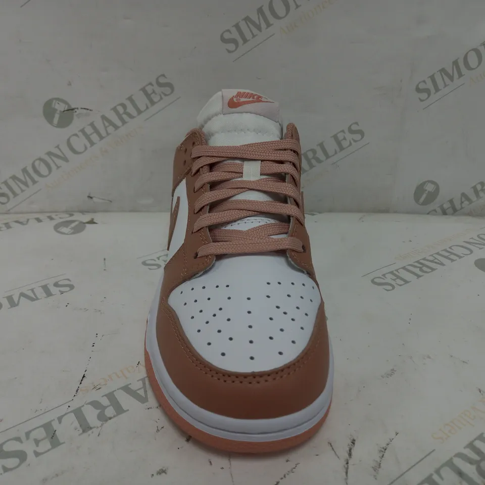 NIKE DUNKS IN WHITE & BEIGE - UK 6