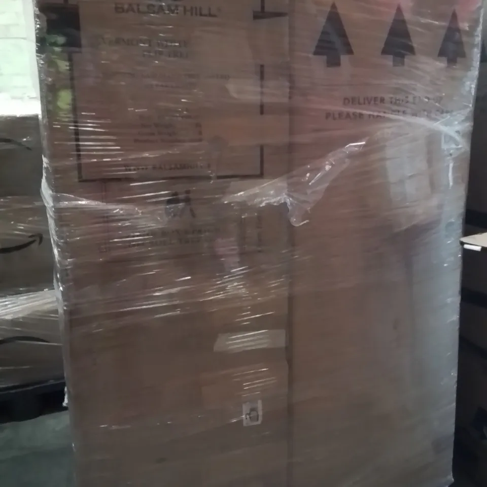 PALLET OF VERMONT WHITE SPRUCE FLIP TREE WITH LED LIGHTS 