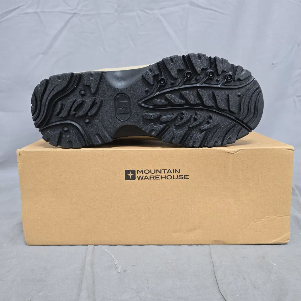 BOXED PAIR OF MOUNTAIN WAREHOUSE ADVENTURER WOMEN'S WATERPROOF WALKING BOOTS IN BEIGE/PINK SIZE UK 6.5