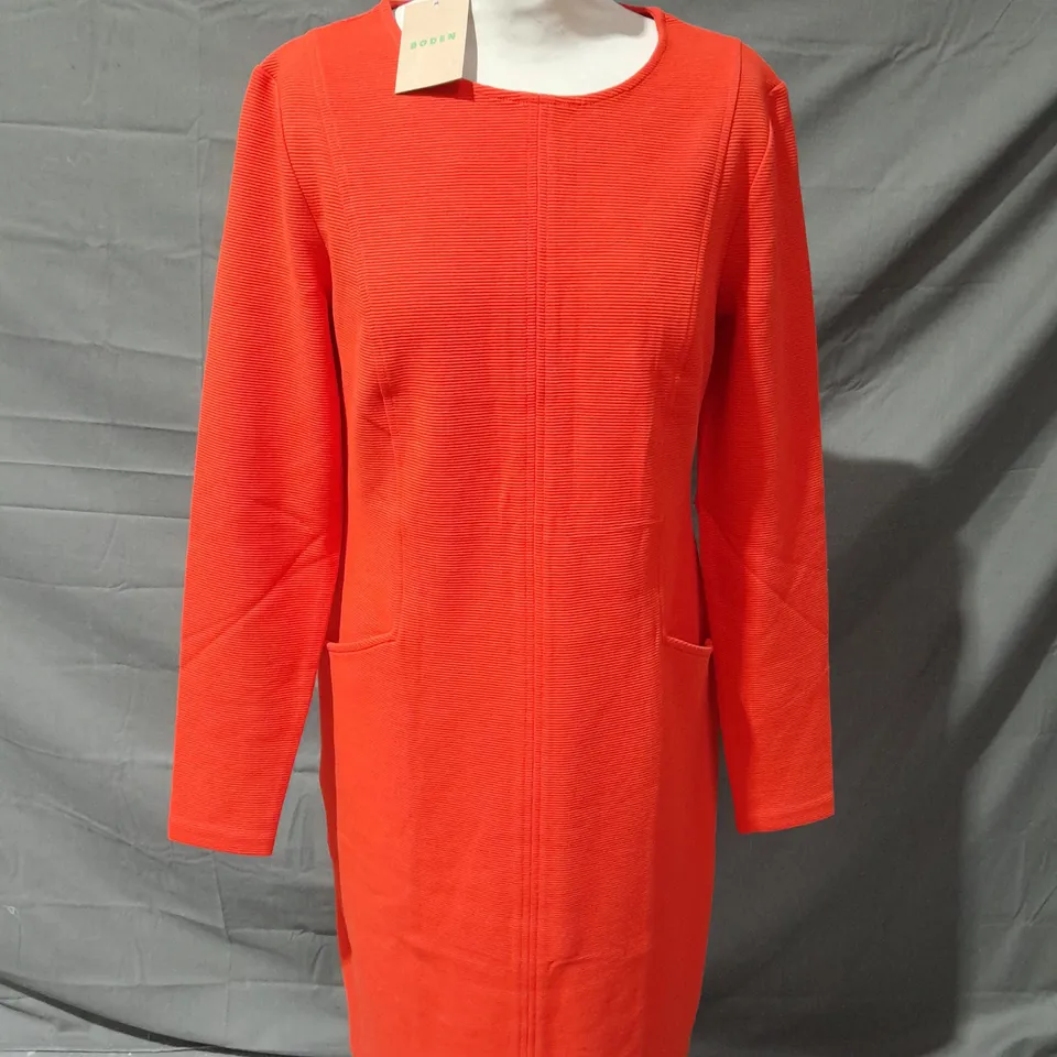 BODEN ORANGE STRECH DRESS - UK 12L