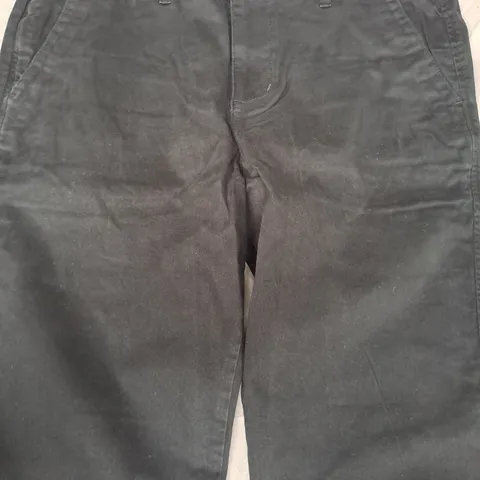 HOLLISTER ATHLETIC SKINNY CHINOS IN BLACK SIZE 34/30
