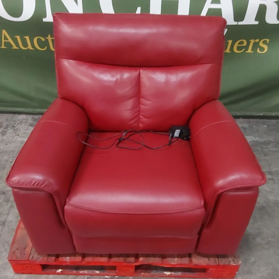 QUALITY DESIGNER RED LEATHER ELECTRIC RECLINER ARMCHAIR