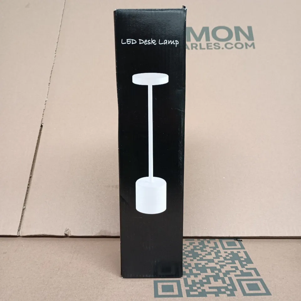 LED DESK LAMP – BOXED