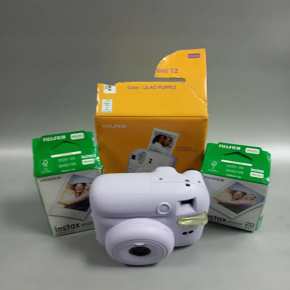 BOXED FUJIFILM INSTAX MINI 12 INSTANT CAMERA  RRP £109.99