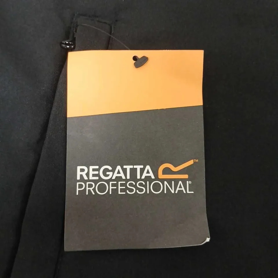 REGATTA PROFESSIONAL BLACK GILLET , UK 3XL (EU 62) – WORKWEAR OUTERWEAR