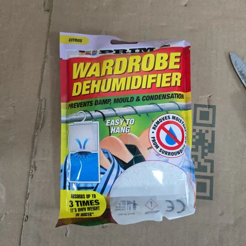 PRIM WARDROBE DEHUMIDIFIER – CITRUS SCENT - BOX OF APPROXIMATELY 8