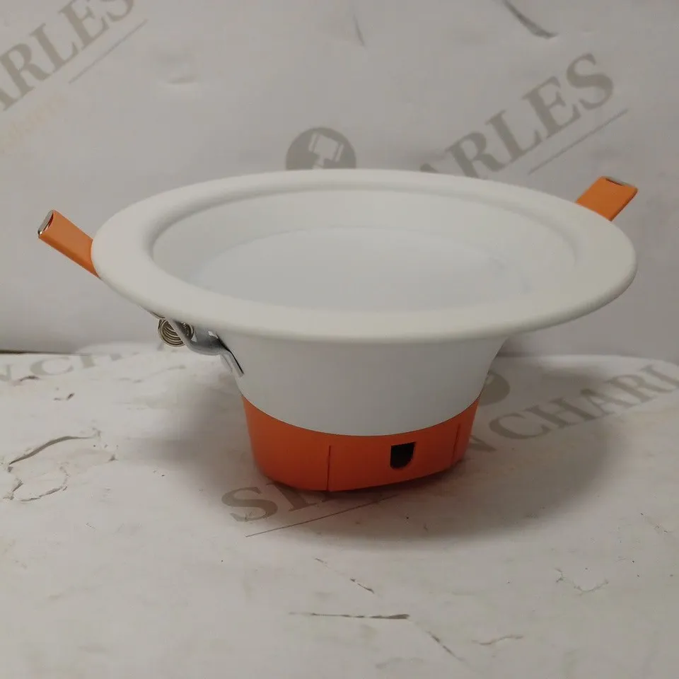 LOT OF 12 LED ROUND 4/6K DOWNLIGHTS (6 WL79000-4K, 6 WL79000-6K)