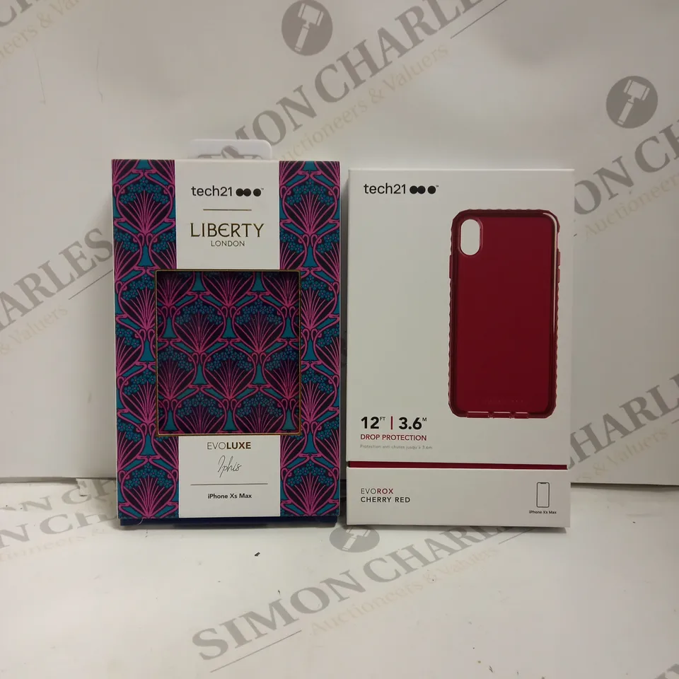 BOX OF APPROX 10 TECH 21 IPHONE XS MAX PHONE CASES IN ASSORTED DESIGNS. 