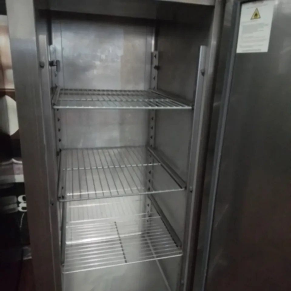 WILLIAMS TALL SINGKE DOOR FRIDGE model HJ1SA R290 R1