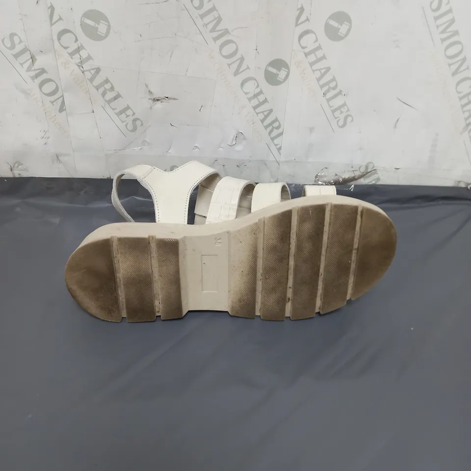 MODA IN PELLE OBSIDIAN LADIES SANDALS OFF WHITE EU 38