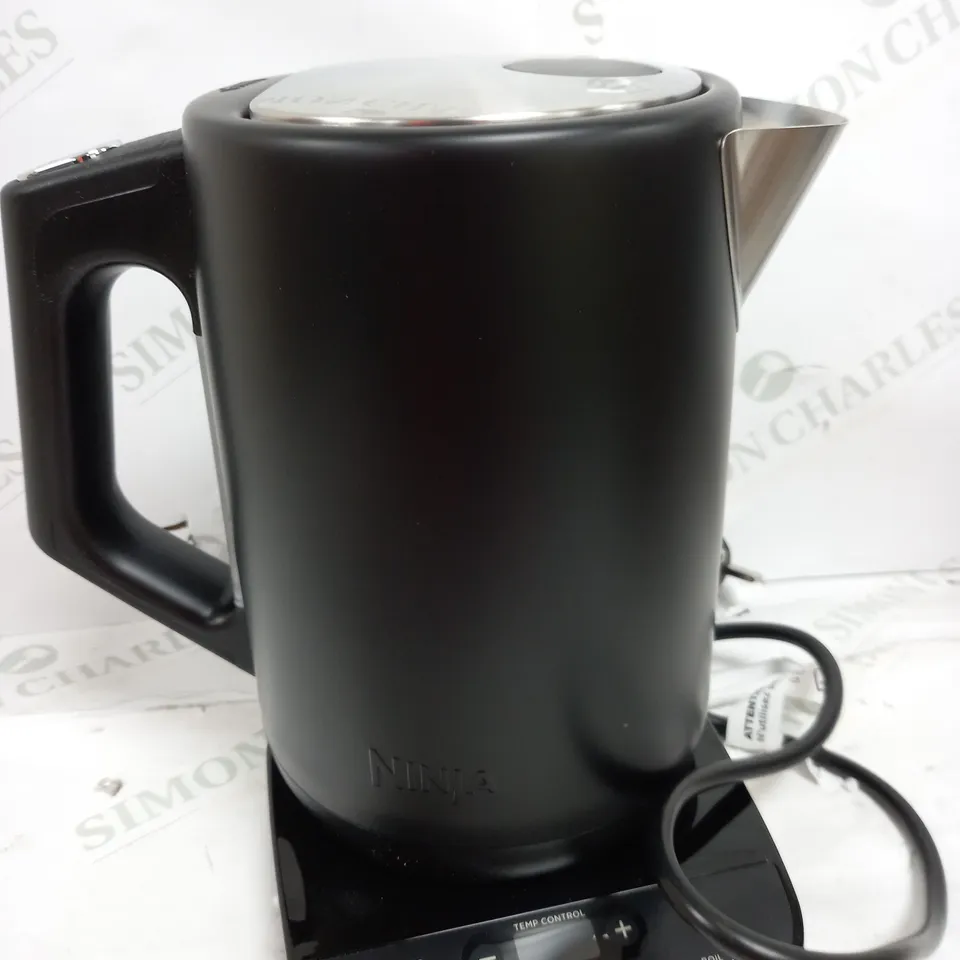 NINJA PERFECT TEMPERATURE KETTLE KT200UK