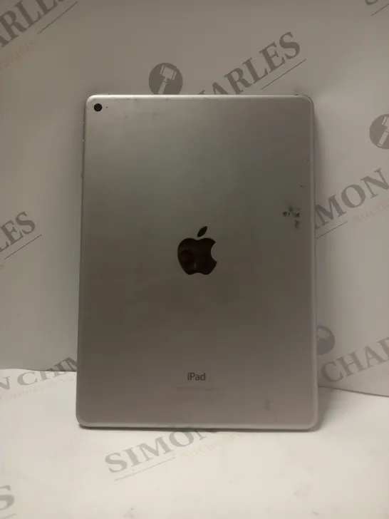 Lot 1775 APPLE IPAD AIR 2 MODEL A1566 4436381 Simon Charles
